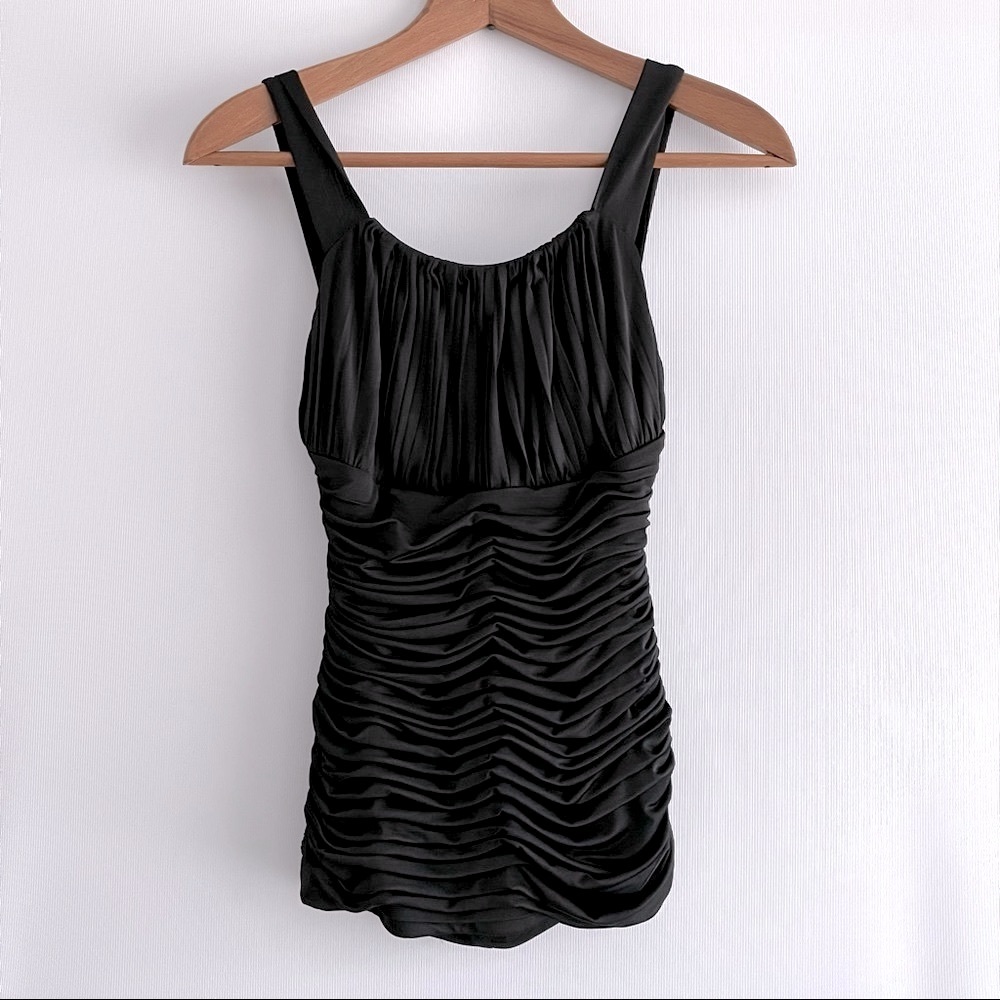 le chateau, sexy open back dress top, rouched fabric detail, open back.
